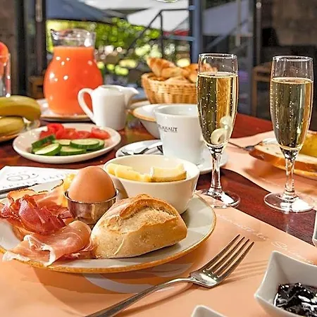Quartier Latin 4* مارشه ان فامن